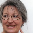 Das Vajra-Haus bietet ein Netzwerk für gesundes Leben Seit rund sieben Jahren bietet Sabine Nederpelt (Foto) in Anholt Maßnahmen an, die das Leben, gesundheitlich gesehen, schöner machen sollen....