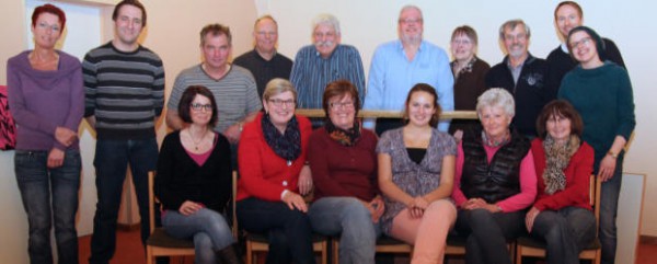 Hier zeigt sich das gesamte Ensemble. Auf dem Foto fehlen Conny Berger, Luisa Deckers, Lukas Strube und Dieter Koch