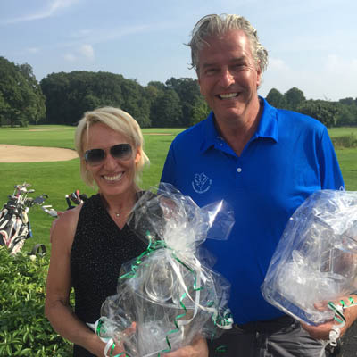 Heike Werwach-Schlichtenbrede und Bertho Kleinsman sind die ersten Clubmeister des Jahres 2016 (Foto: Privat)