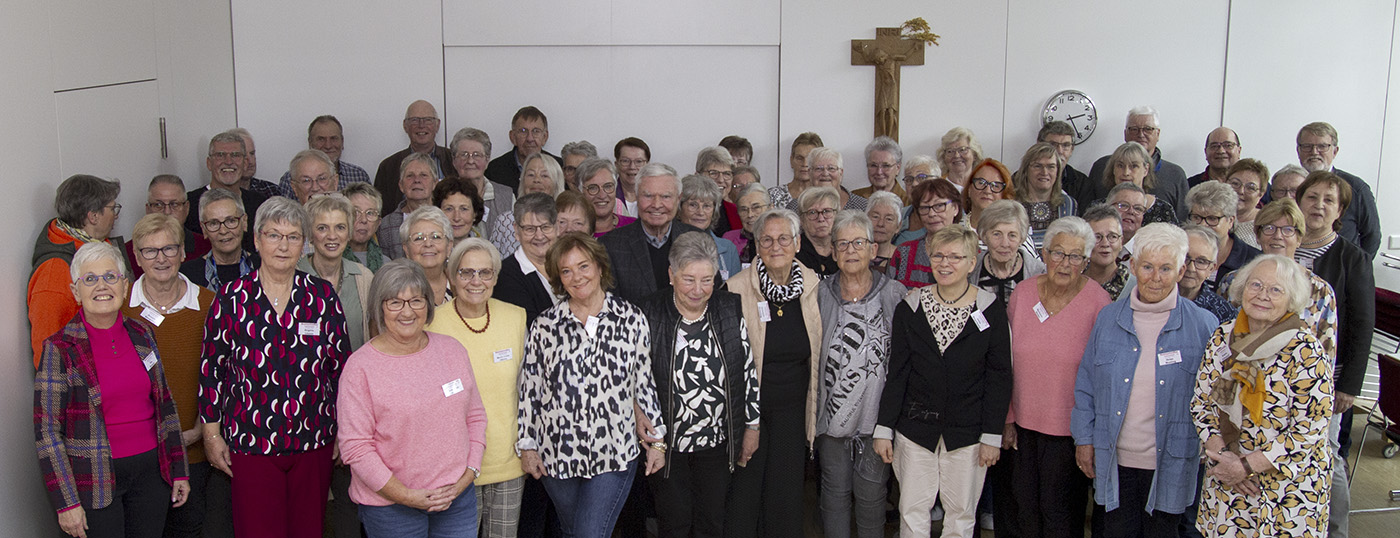 65 Ehemalige feierten beim Rentnertreff ein Wiedersehen IsselburgLive