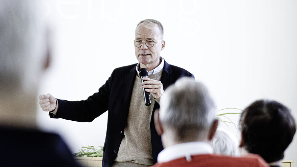 Dr. Matthias Mirsch