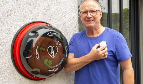 Defibrillator