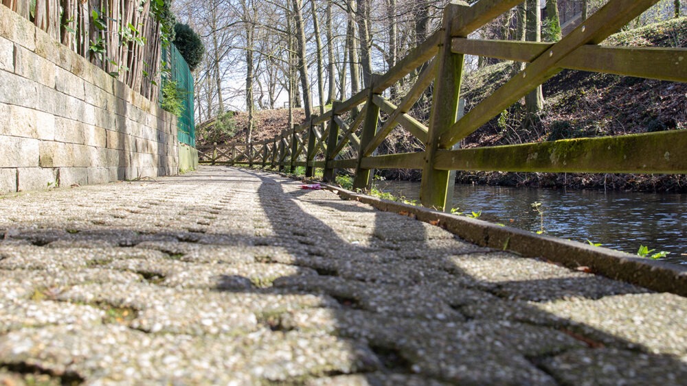 Fuß- und Radweg entlang des Anholter Stadtgrabens