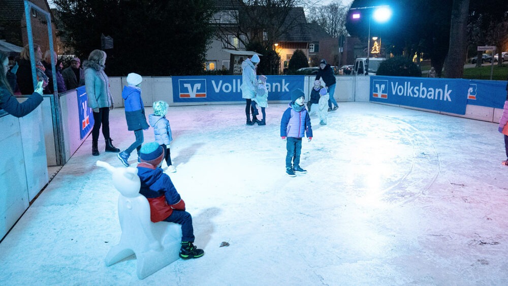 Eisbahn Adventsmarkt Anholt