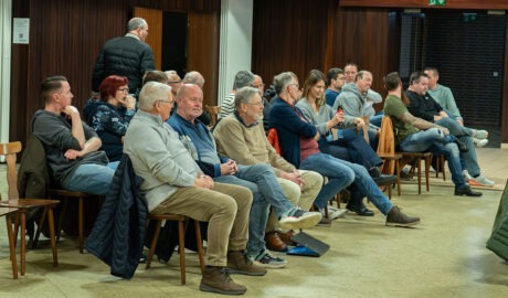 Besucher beim Sportausschuss
