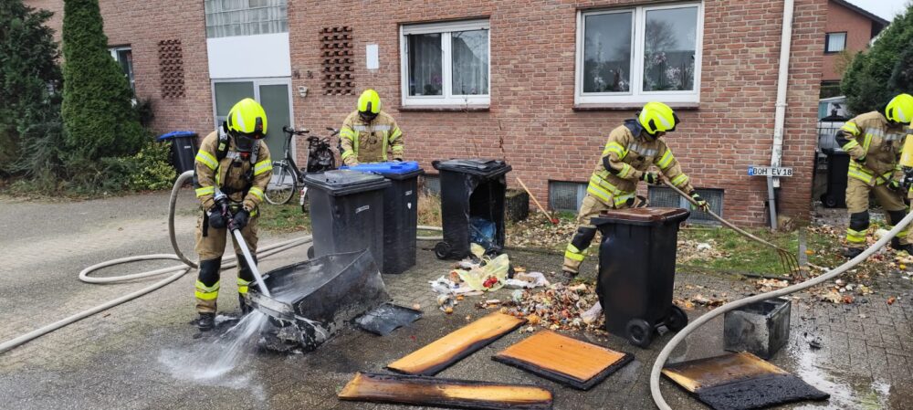 Am Neujahrstag wurde die Feuerwehreinheit Anholt zu einem Brand in die Straße "Im Wiesengrund" gerufen.