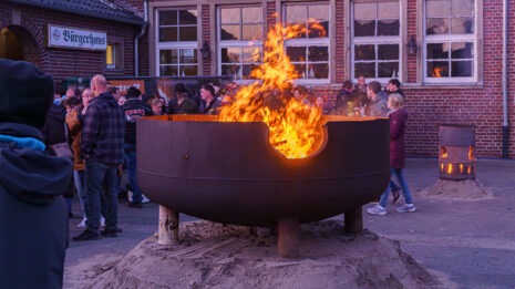 Osterfeuer in Vehlingen