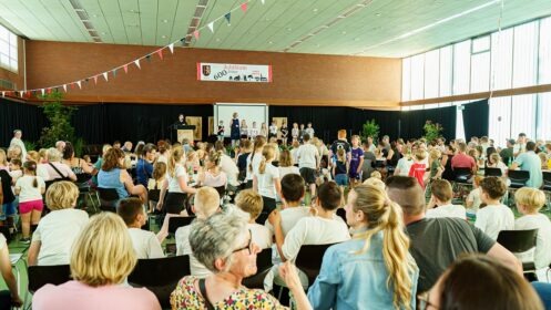 Aufführung der Grundschule