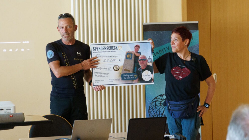 Sven Hardt und Martina Hünting unterstützen mit Spendengelder schwerkranke Kinder (©Frithjof Nowakewitz)